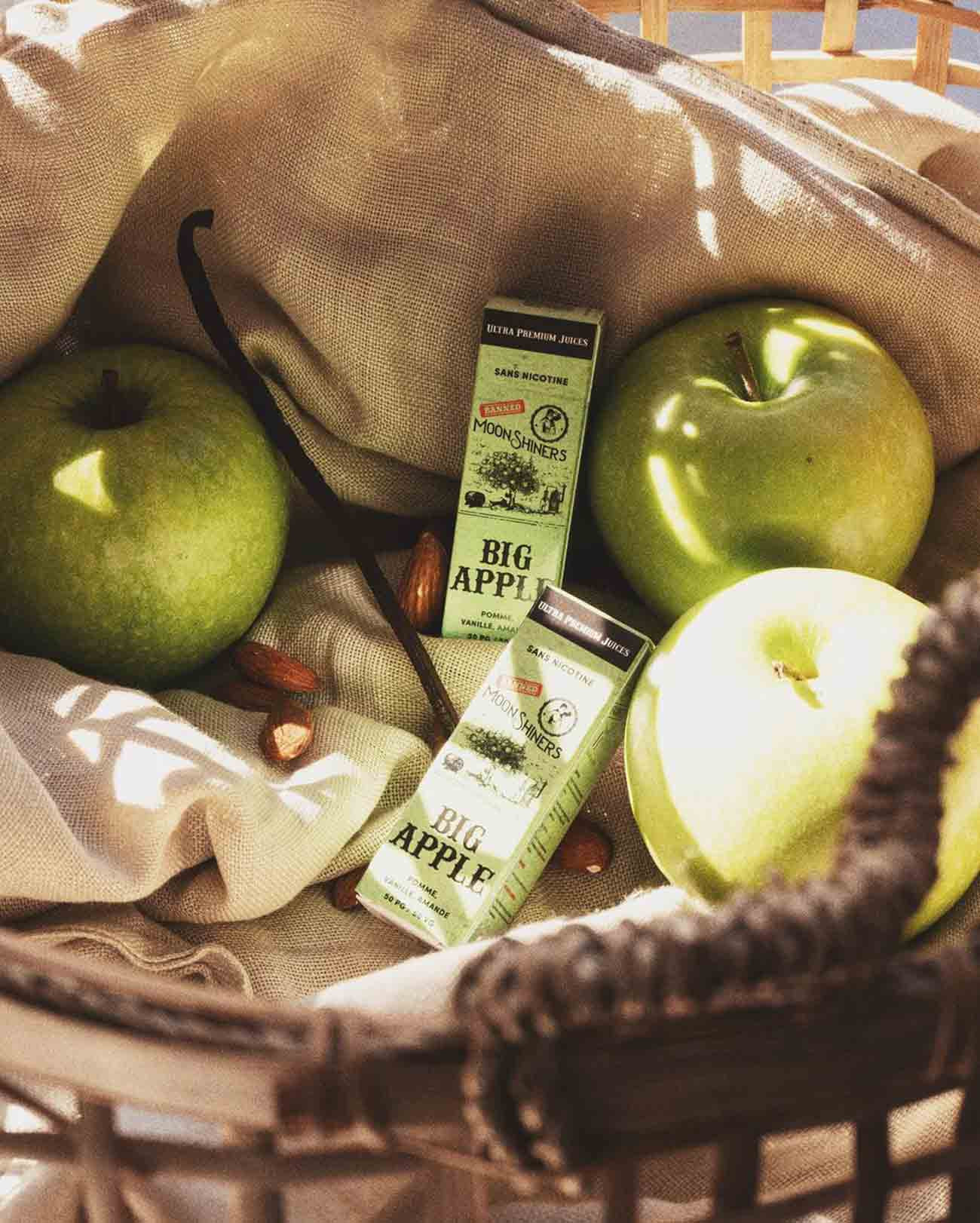 Le Big Apple de Moonshiners, un e-liquide ultra gourmand à base de pommes, d'amandes et de vanille.