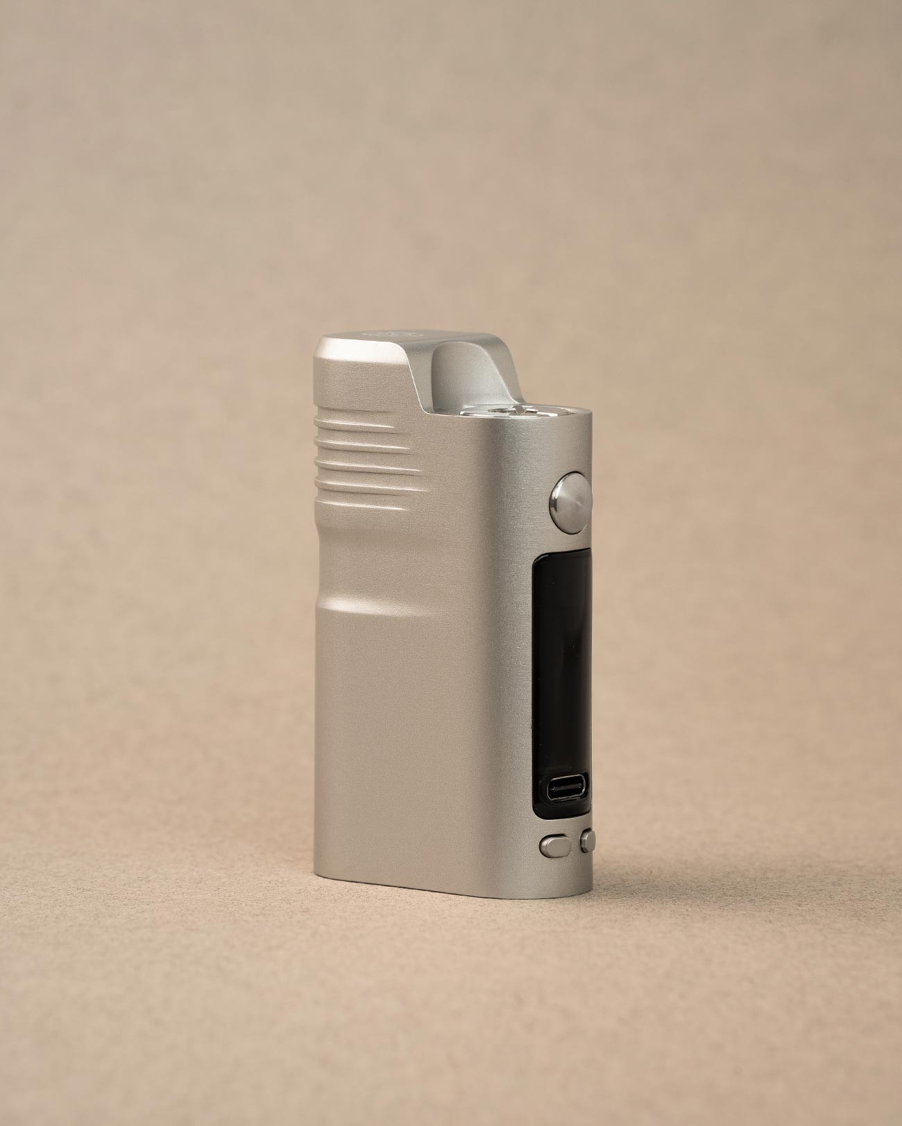 La Petite Box VB22 couleur silver par Vaponaute La Petite Box VB22 couleur silver par Vaponaute