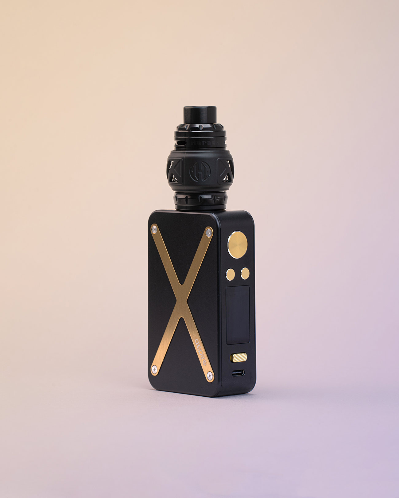 Kit Aspire Revolto Black Gold noir et or élégant et original