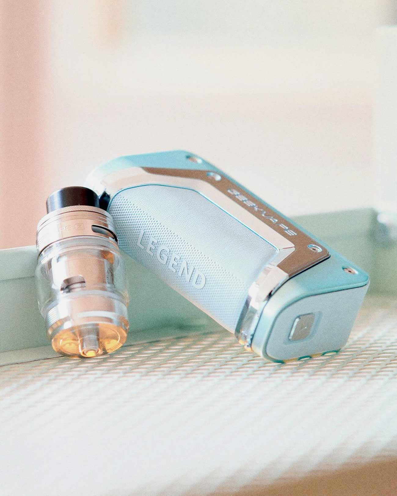 Box GeekVape Aegis Legend 3 et clearomiseur Z Fli