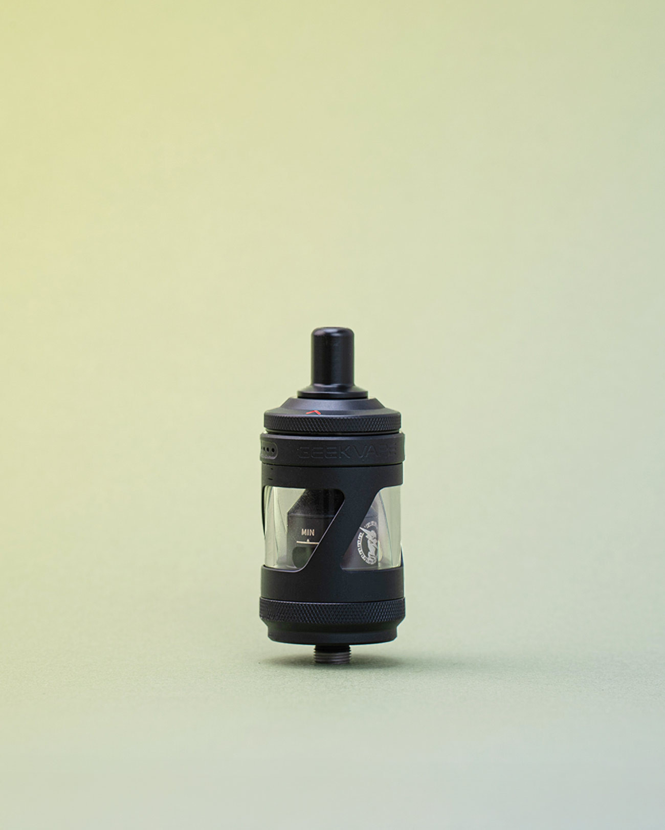 Clearomiseur Z Nano MTL Geekvape black noir idéal pour retrouver le ressenti d'une cigarette