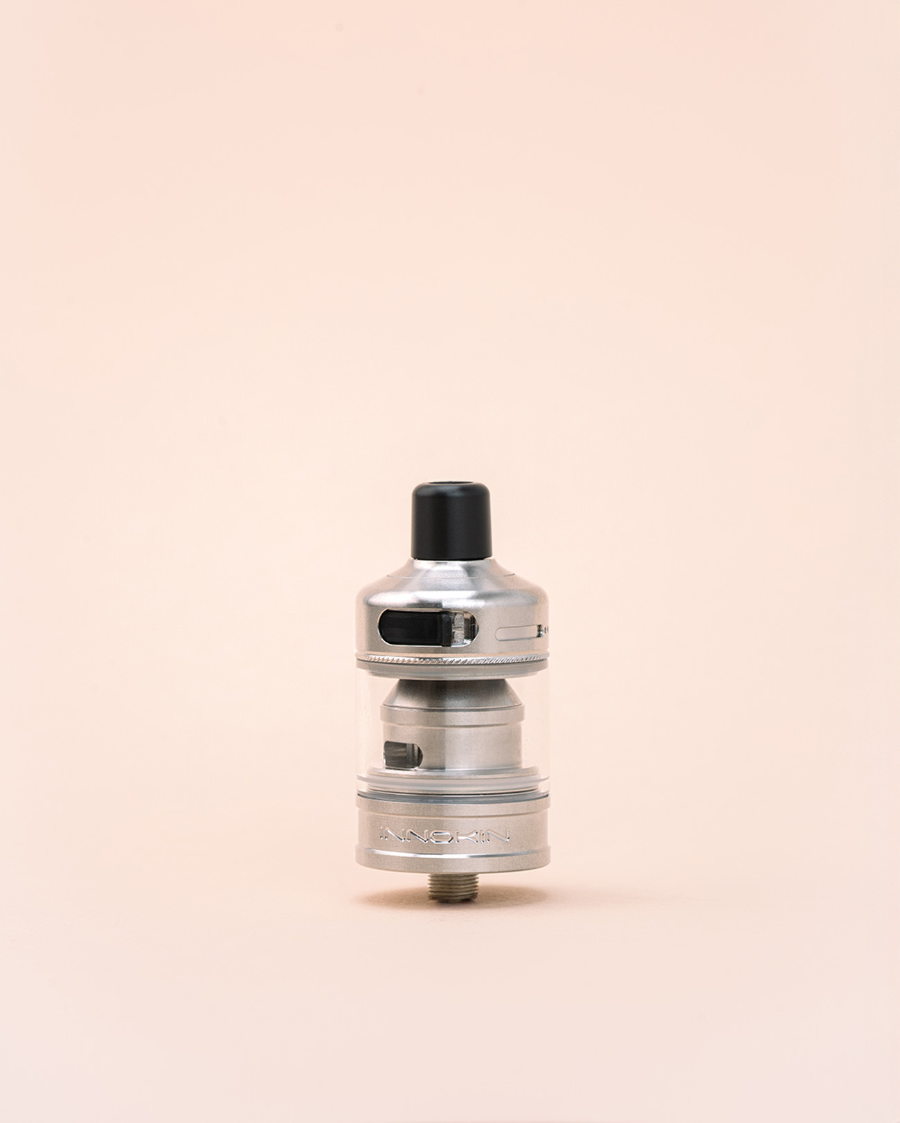 Ato Innokin Zenith Nex Silver coloris argenté avec un système de remplissage en liquide anti-fuite