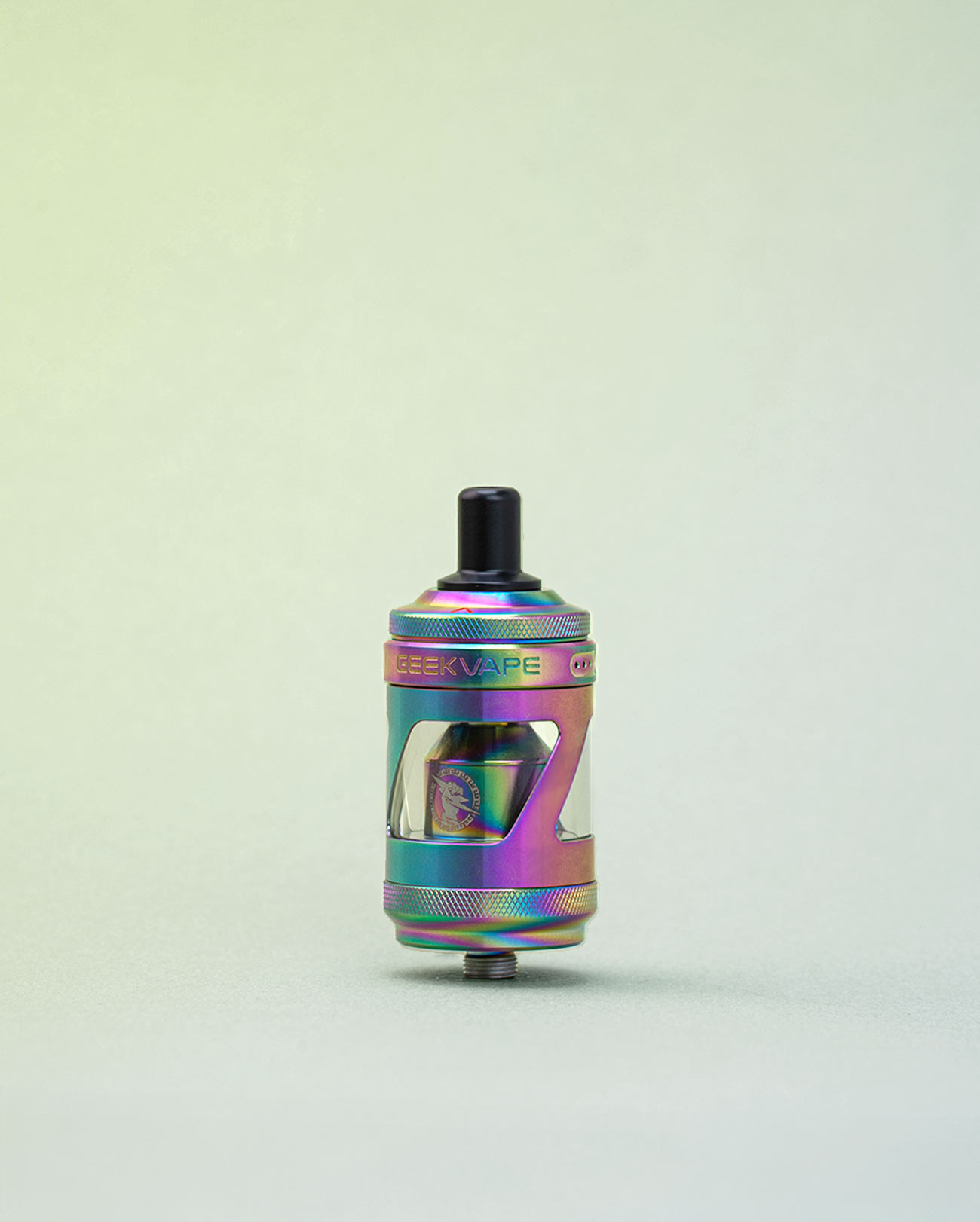 Z Nano MTL Geekvape Rainbow toutes les couleurs contient jusqu'à 4 ml de e-liquide