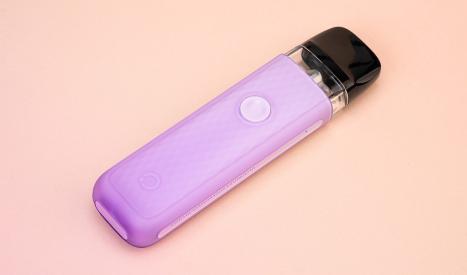 Le pod Vinci Q de chez Voopoo est une e-cig tout-en-un facile à utiliser