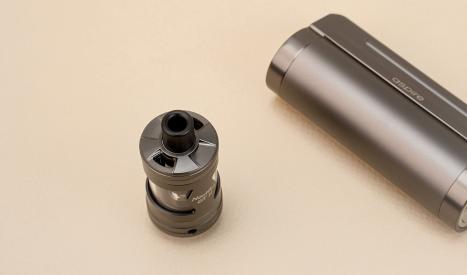 La box Zelos X80 et le clearomiseur Nautilus GTII forment une cigarette électronique parfaite