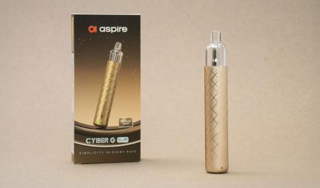 Le pack du Cyber G Slim Metal est bien complet pour débuter