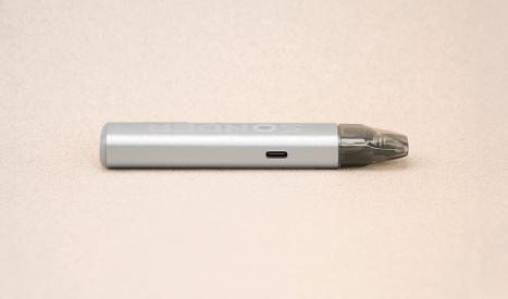 La mini cigarette électronique Sonder Q2 de Geekvape n'a pas de bouton