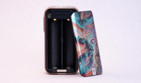 Pour une autonomie et une puissance extrêmes, la box Luxe II Vaporesso est au format double accus