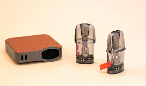 Le DotPod Nano par Dot Mod s'utilise avec des cartouches à résistance intégrée à remplir en e-liquide