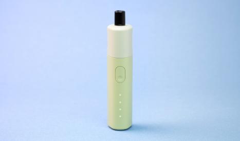 Le bouton switch et les témoins lumineux très élégant et fashion du pod Vaptio Avocado baby