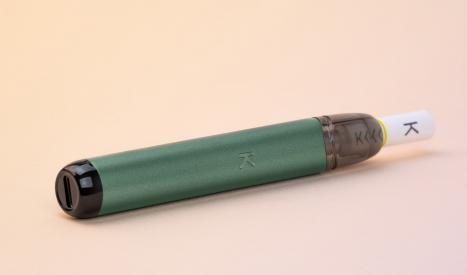 Vape pen Kiwi, la plus belle cigarette électronique équipée d'un filtre pour reproduire la vraie cigarette