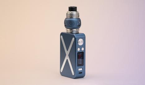 Le Kit Aspire Revolto est dotée d'une interface intuitive et d'un bouton on/off sur le devant