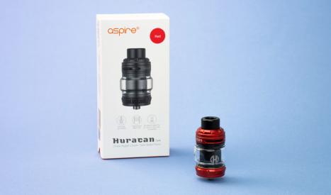 Clearomiseur Aspire Huracan et sa boîte packaging