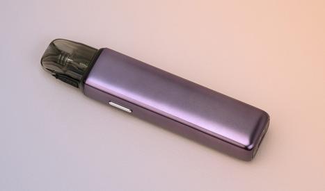 Le pod Geekvape Wenax Q Ultra en métal stylisé