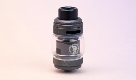 Le clearomiseur Geekvape Z Fli dispose d'un double airflow monstrueux.