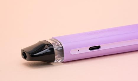 La e-cigarette Voopoo Vinci Q est autonome malgré sa petite taille